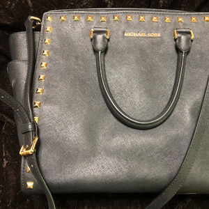 Michael Kors Studded Selma Saffiano Bag Black Gold